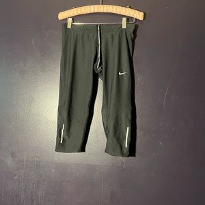 Nike Capri Leggings (M fit)